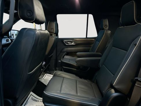 Used 2024 GMC Yukon SLT AWD/4WD image 28