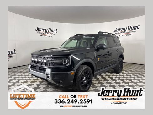 Used 2025 Ford Bronco Sport Badlands AWD/4WD image 1