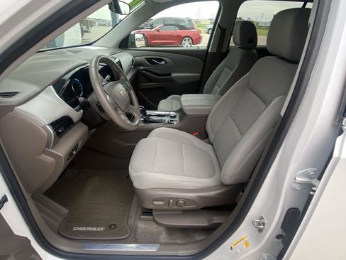 Used 2018 Chevrolet Traverse LT FWD image 10