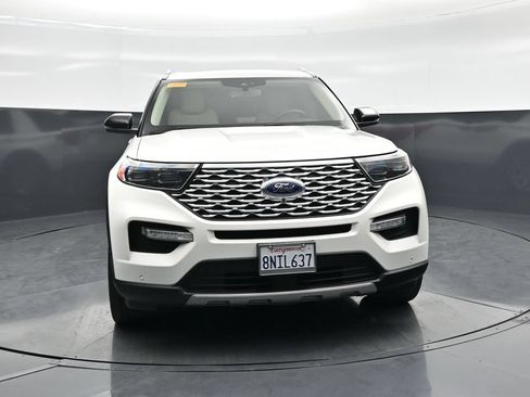 Used 2020 Ford Explorer Platinum w/ Premium Technology Package AWD/4WD image 58