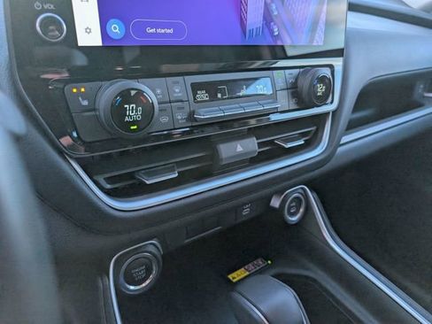 Used 2025 Toyota Grand Highlander FWD image 21