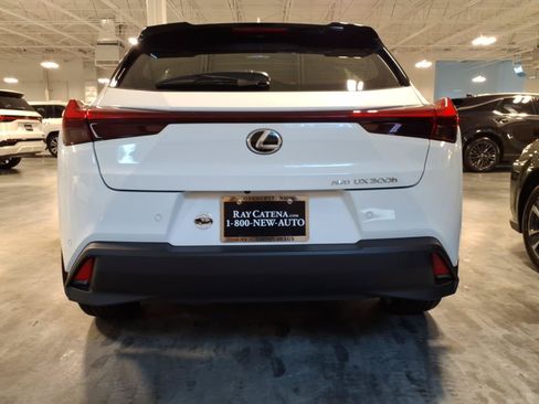New 2026 Lexus UX 300h AWD image 16