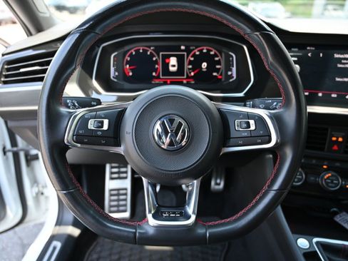 Used 2019 Volkswagen Jetta GLI Autobahn FWD image 23
