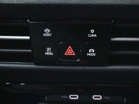 Used 2024 Volkswagen GTI S image 11