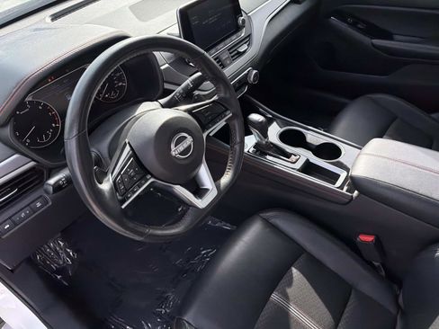 Used 2024 Nissan Altima 2.5 SR image 7