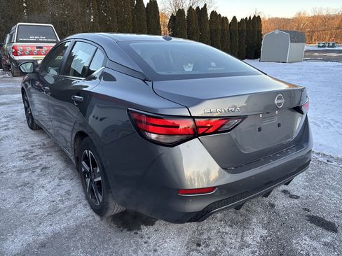 Used 2024 Nissan Sentra SV image 6