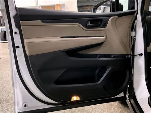 Used 2024 Honda Odyssey EX-L image 22