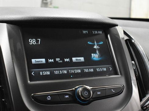 Used 2017 Chevrolet Cruze LT w/ LT Convenience Package FWD image 13