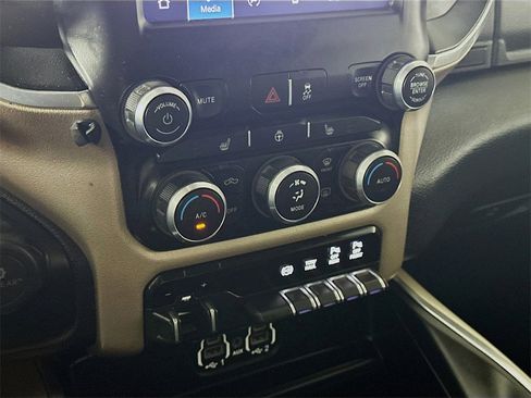 Used 2022 RAM 3500 Laramie image 18