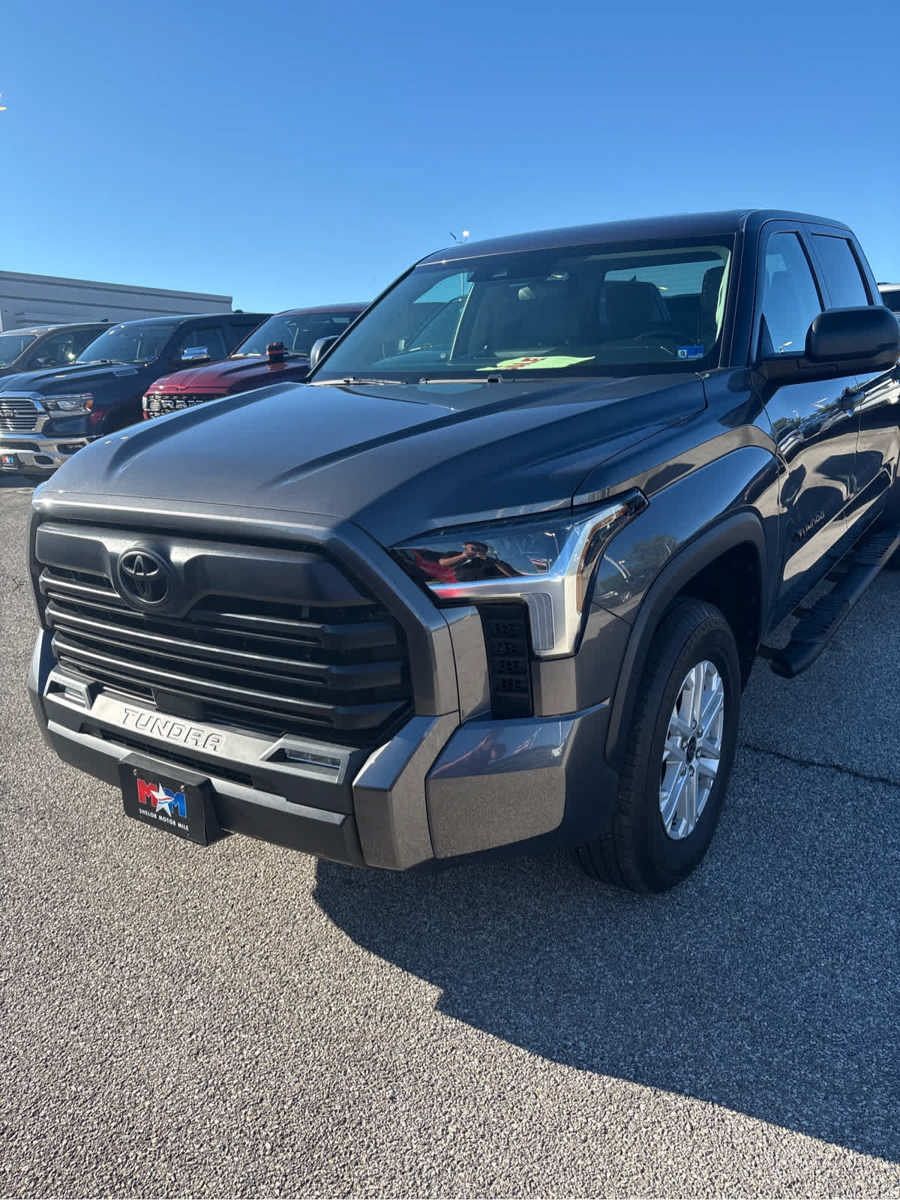 Used 2024 Toyota Tundra SR5 AWD/4WD image 23