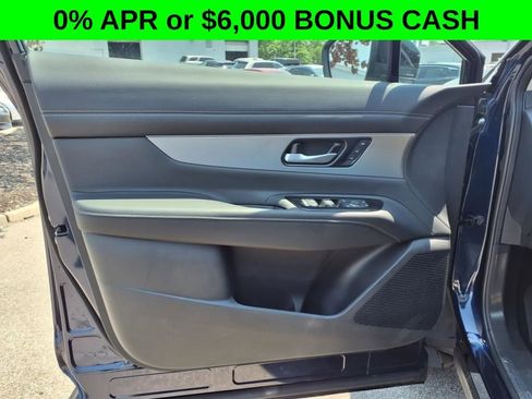 New 2025 Nissan Murano SL w/ Cargo Package AWD/4WD image 11