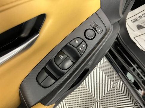 Used 2023 Nissan Sentra SV w/ SV Premium Package FWD image 27