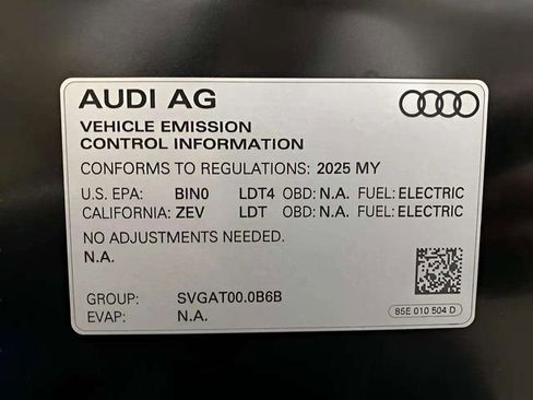 Used 2025 Audi Q6 e-tron Premium Plus w/ Premium Plus image 49