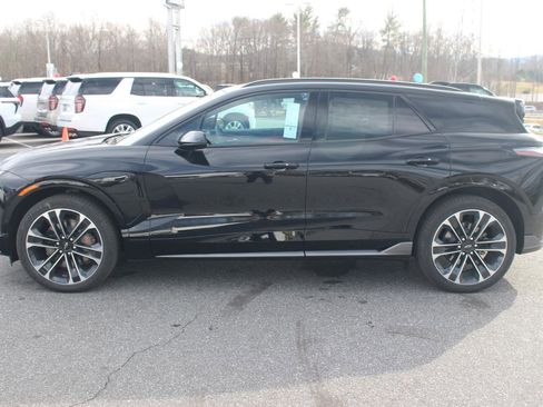 New 2026 Chevrolet Blazer EV SS image 4