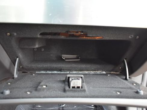 Used 2002 Ford Thunderbird RWD image 28