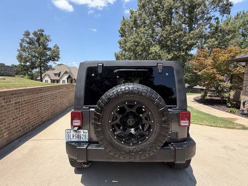Used 2017 Jeep Wrangler Unlimited Sport w/ Quick Order Package 24S AWD/4WD image 8