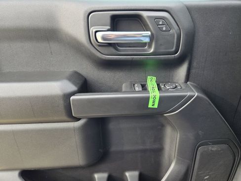 New 2026 Chevrolet Silverado 1500 Custom Trail Boss w/ LPO, Dark Essentials Package image 17