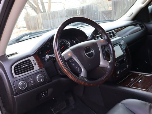 Used 2014 GMC Sierra 2500 Denali image 15