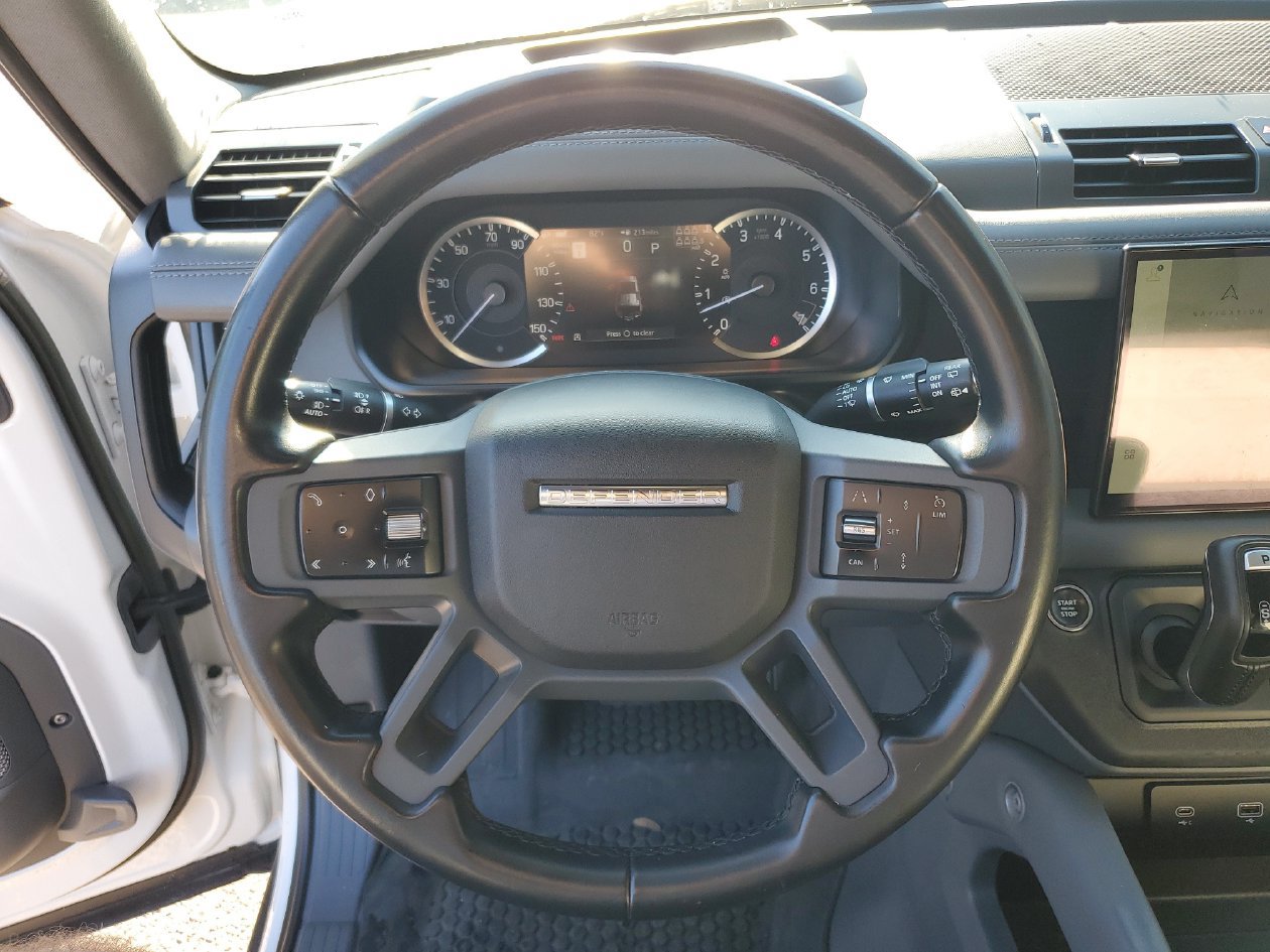 Used 2023 Land Rover Defender 130 X-Dynamic SE AWD/4WD image 20