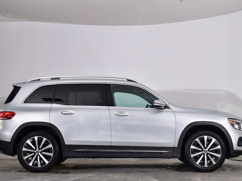 Certified 2022 Mercedes-Benz GLB 250 4MATIC image 6