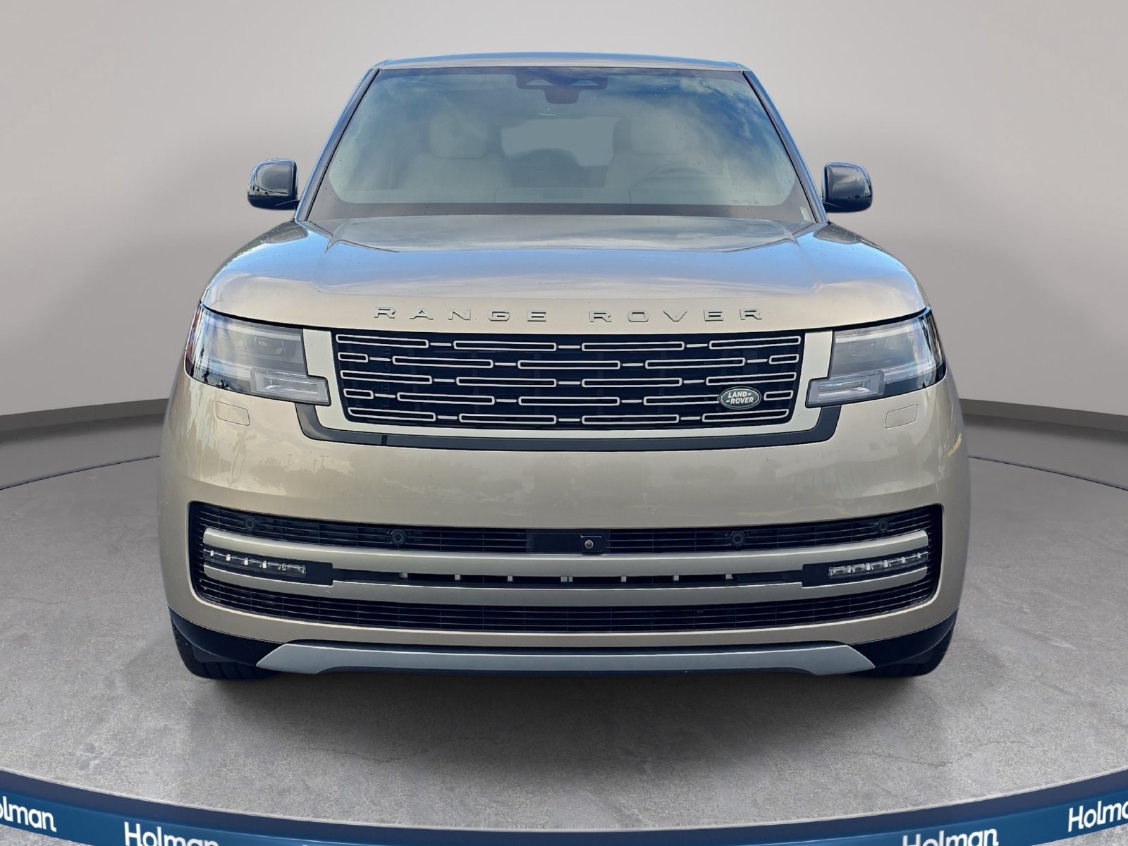 Used 2025 Land Rover Range Rover SE AWD/4WD image 3