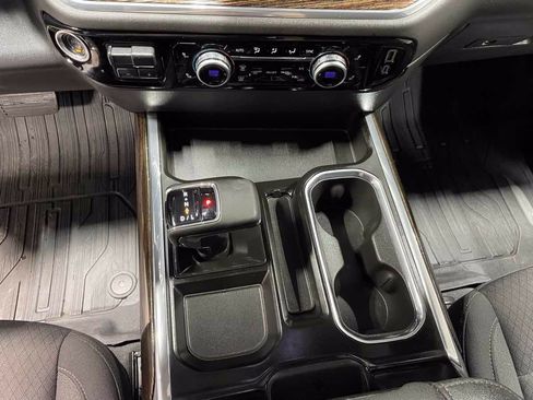 Used 2024 GMC Sierra 1500 Elevation AWD/4WD image 13