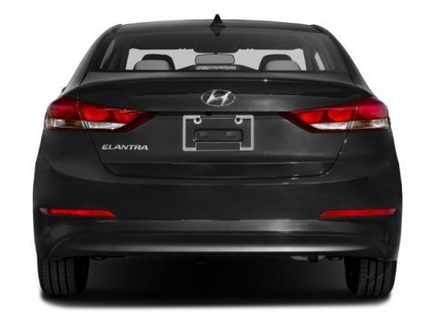 Used 2018 Hyundai Elantra Value Edition w/ Winter Weather Package FWD image 8