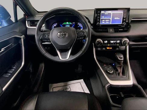 Used 2022 Toyota RAV4 SE w/ Weather & Moonroof Package AWD/4WD image 6