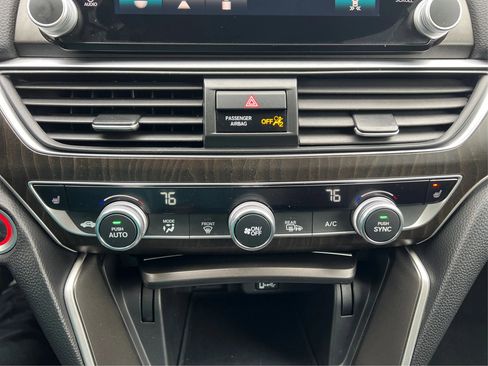 Used 2018 Honda Accord EX-L image 24