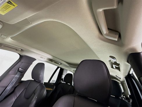 Certified 2024 Volvo XC90 T8 Plus image 23