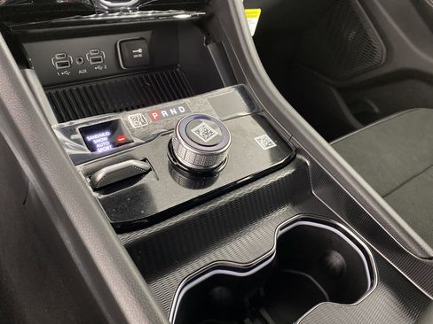 New 2026 Jeep Grand Cherokee Altitude image 36