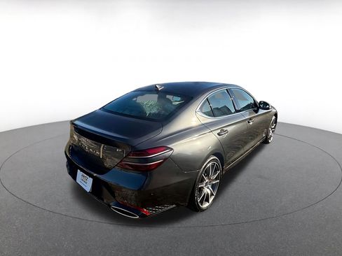 Used 2025 Genesis G70 2.5T image 9