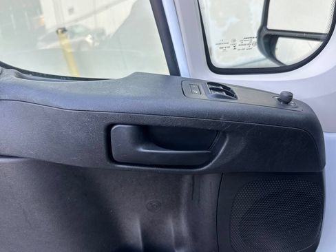 Used 2021 RAM ProMaster 2500 FWD image 11