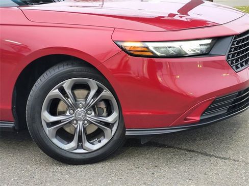 Certified 2024 Honda Accord EX image 9