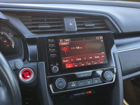 Used 2020 Honda Civic Sport image 19