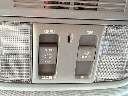 Used 2019 Honda CR-V EX image 28