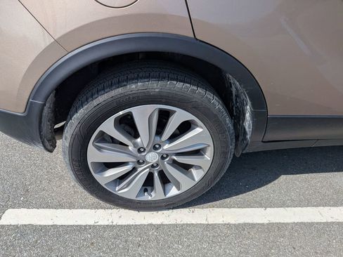 Used 2018 Buick Encore Preferred image 10