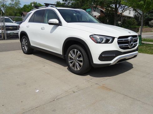 Used 2020 Mercedes-Benz GLE 350 4MATIC image 3