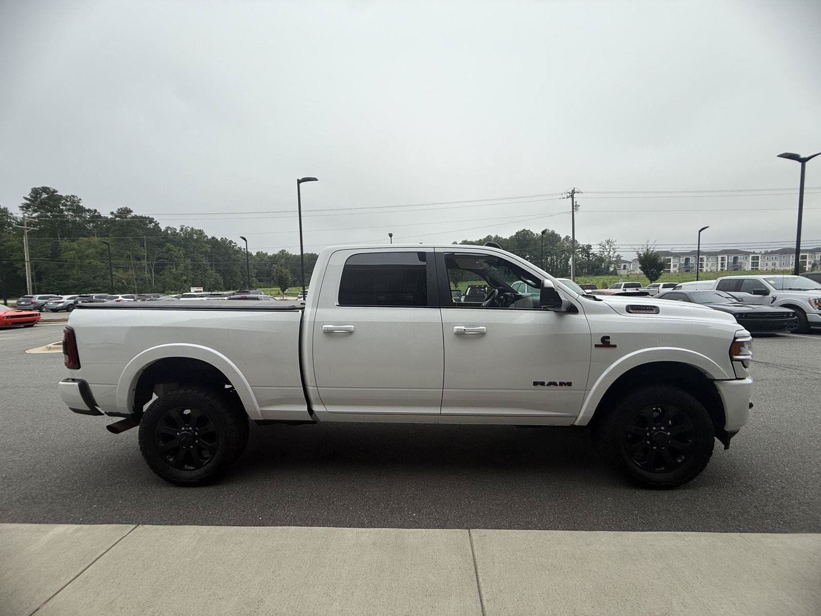 Used 2022 RAM 2500 Laramie AWD/4WD image 32