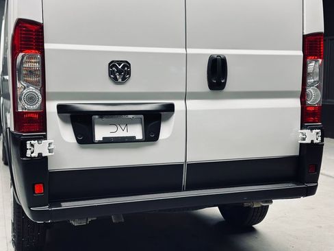 Used 2025 RAM ProMaster 3500 w/ Convenience Group FWD image 16