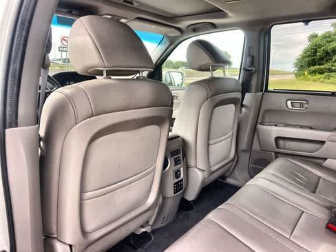 Used 2012 Honda Pilot Touring image 13