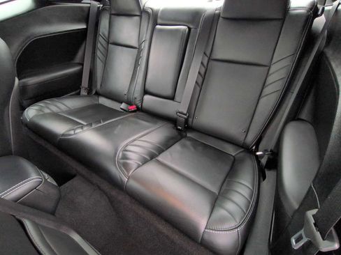 Used 2023 Dodge Challenger SRT Hellcat w/ Driver Convenience Group image 19