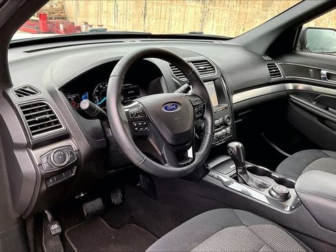 Used 2019 Ford Explorer XLT w/ Equipment Group 201A image 16