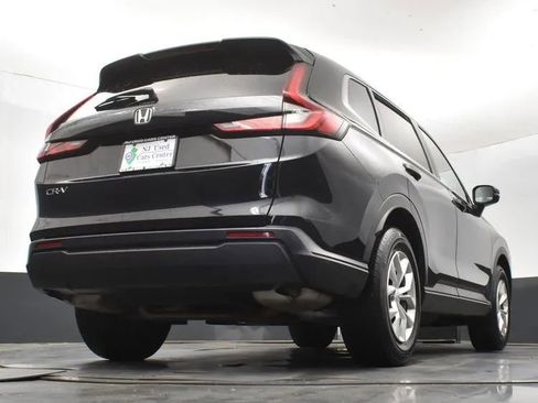 Used 2025 Honda CR-V LX image 13