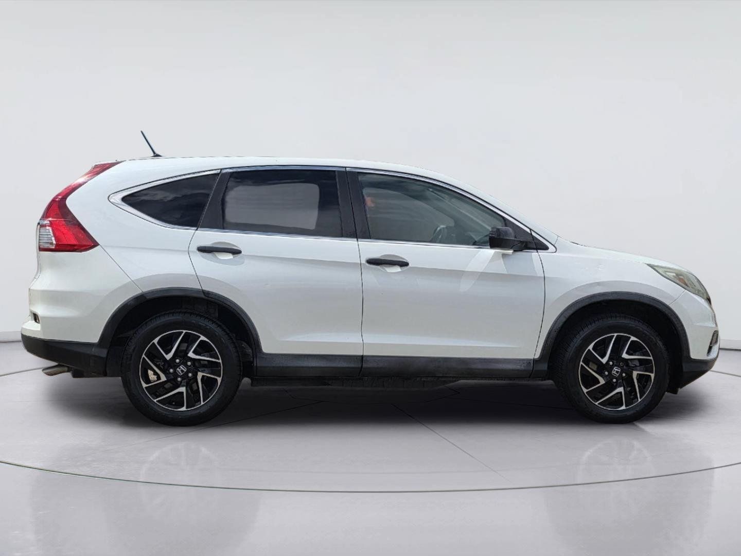 Used 2016 Honda CR-V SE image 4