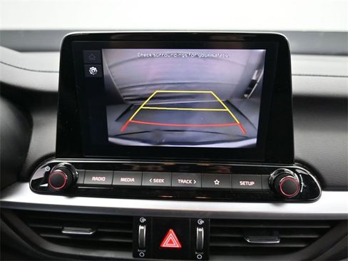 Used 2024 Kia Forte LXS w/ LXS Technology Package image 16