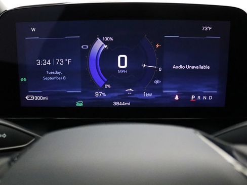 Used 2026 Chevrolet Equinox EV RS AWD/4WD image 22