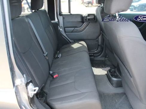 Used 2018 Jeep Wrangler Unlimited Sport S AWD/4WD image 11