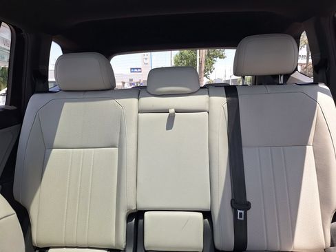 Used 2024 Volkswagen Tiguan SE R-Line FWD image 24