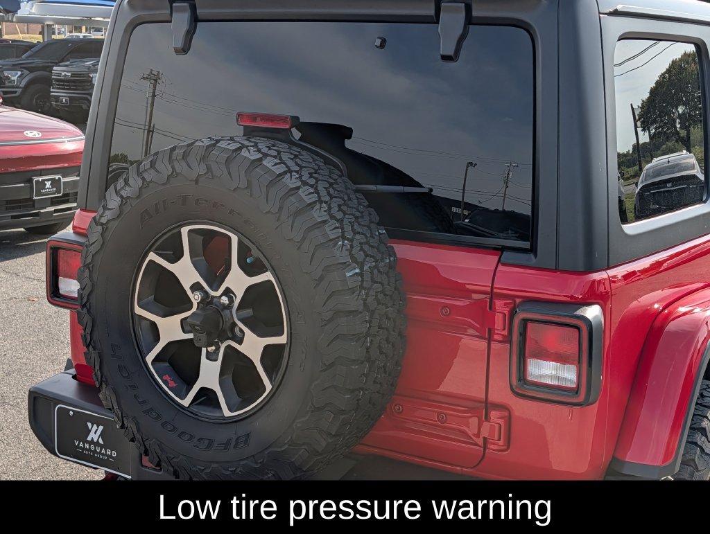 Used 2021 Jeep Wrangler Unlimited Rubicon w/ Cold Weather Group AWD/4WD image 7